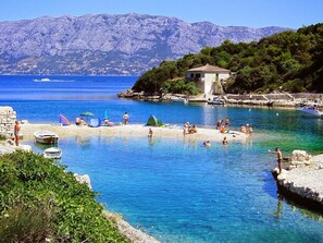 Beach - Apartments Villa Gracin by Interhome (Brač/Povlja)