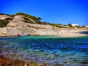Beach - Apartments Villa Gracin by Interhome (Brač/Povlja)