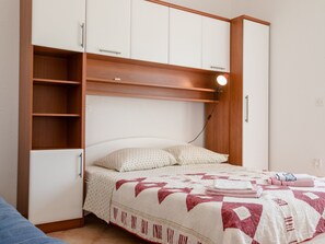 Internet - EG Marjetka bis 9 by Interhome (Rab/Rab)