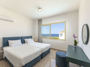 Internet - Ferienvilla "Artemis" by Interhome (Pomos)