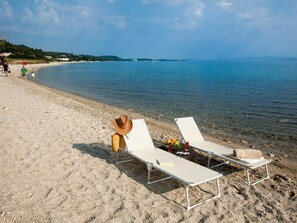 Beach - in Pallini mit Eigenem Balkon by Interhome (Nea Skioni)