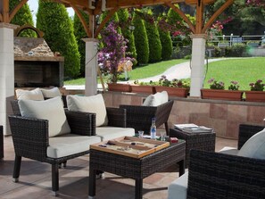 Property grounds - in Pallini mit Eigenem Balkon by Interhome (Nea Skioni)