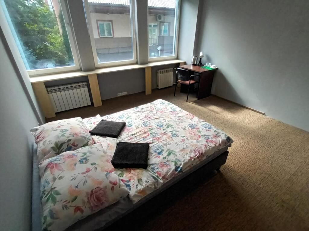 经典双人房, 1 张双人床 | 办公桌、笔记本电脑工作区、熨斗/熨衣板、免费 WiFi