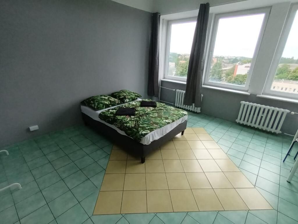 クラシック ダブルルーム ダブルベッド 1 台 | デスク、ノートパソコン用作業スペース、アイロン / アイロン台、WiFi (無料)