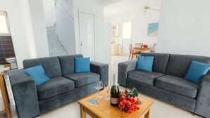 Unclassified image, 5 of 28, button - Gennadi Dreams Ferienvilla by Interhome (Gennadi)