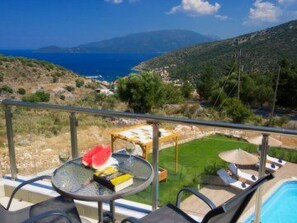 Outdoor dining - Kefalonia Horizon Villa by Interhome (Agia Effimia)
