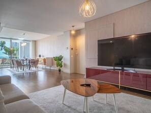TV - für 8 Personen ca. 150 m² in São Martinho, Madeira (Südküste von Madeira) by Interhome (Madeira/Funchal)
