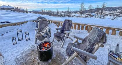 Amazing home in Røn with sauna