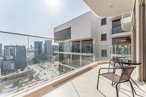 Outdoor dining - Pear House II BY Imtiaz 1014 by Deluxe Holiday Homes (Dubai)