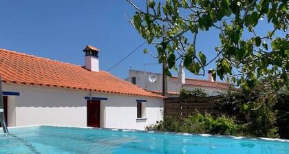 Schönes Landhaus mit Tauchbecken, Strand 3km by Interhome