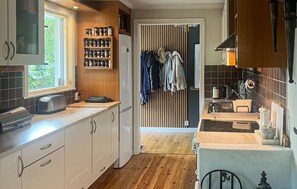 Refrigerador, horno, parrilla de estufa y lavavajillas 