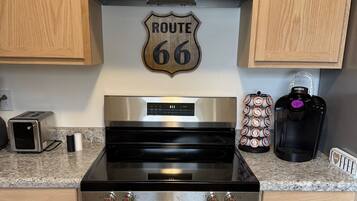 Micro-ondes, four, plaque de cuisson, lave-vaisselle