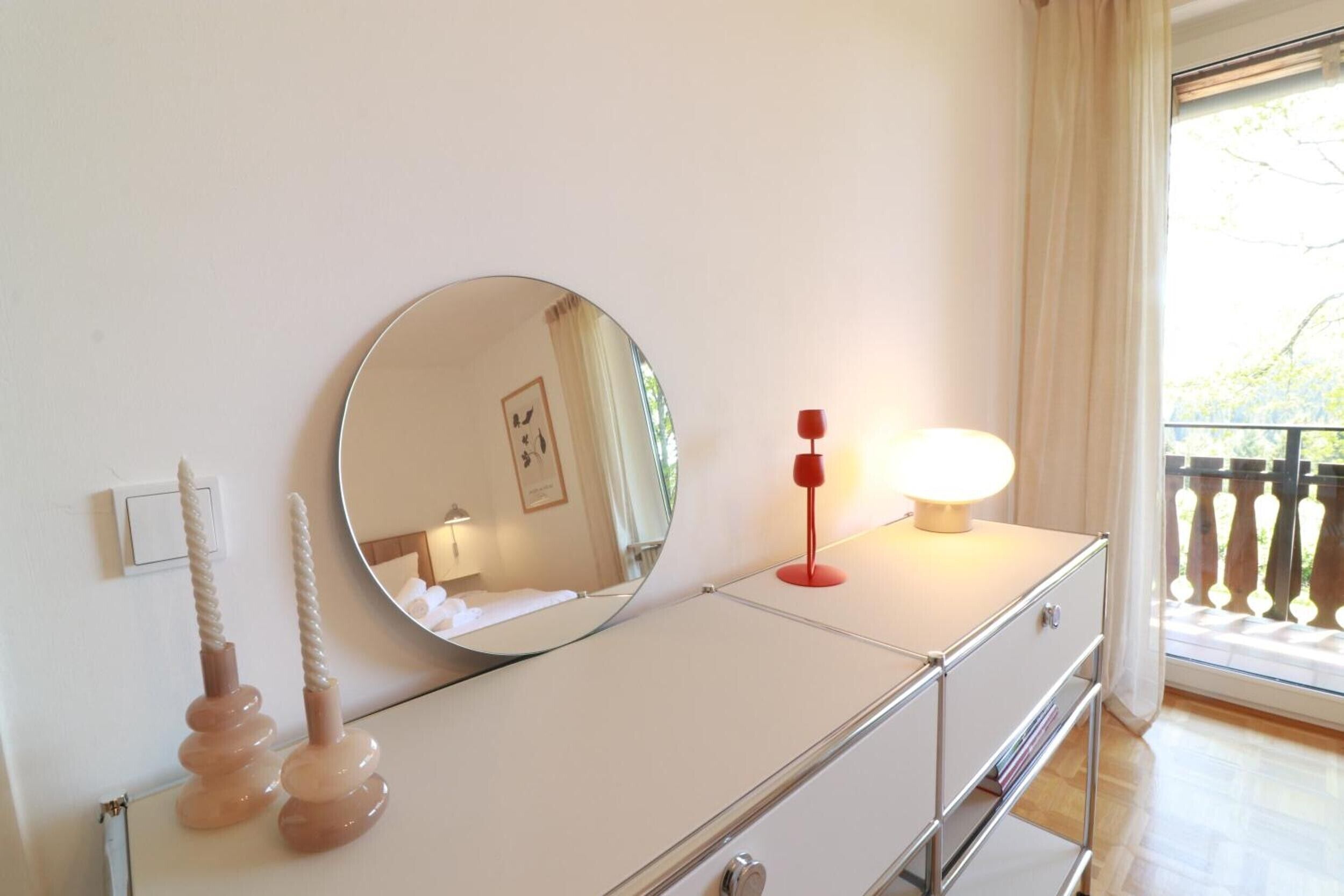 Bügeleisen/Bügelbrett, WLAN, Bettwäsche