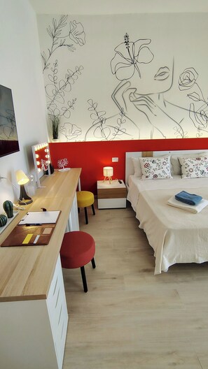 2 bedrooms, in-room safe, desk, iron/ironing board - Bella Vita House in Agerola to Amalfi, Positano, Ravello, Pompeii, Naples (Pianillo)