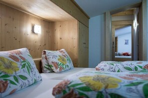 3 bedrooms, free WiFi, bed sheets