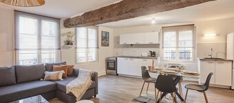 Superb apartment in the center of Paris by Stusioprestige