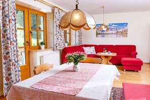 Dining - Apartment with 1 bedroom (Ramsau am Dachstein)
