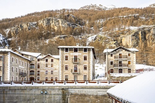 In the historic building, con aria condizionata