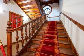 Interior - In the historic building, con aria condizionata (Ceresole Reale (TO))
