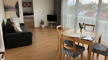 Fernseher, Stereoanlage