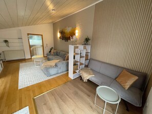 TV - Dream home. (Goldbach)