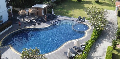 Pratumnak Hill - Family Suite 3 Bedroom Apartment Near Beach #VN Residence 2