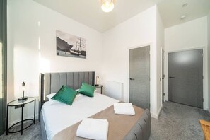 Desk, iron/ironing board, travel crib, WiFi