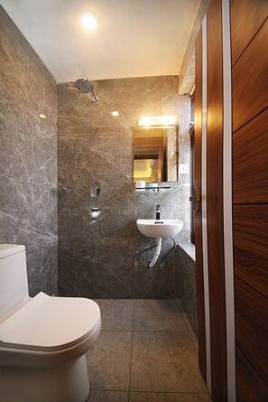 Standard Double or Twin Room | Bathroom | Shower, free toiletries, hair dryer, towels - Tibet Boutique Hotel Annex (Kathmandu)