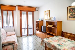 Interior - Centric apartment by the beach (Eraclea Mare)