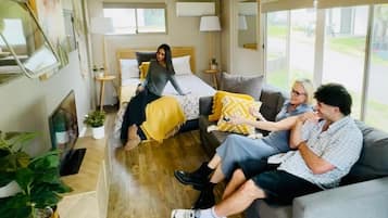 Een strijkplank/strijkijzer, gratis wifi