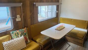 Lola - The Retro Caravan | Dining