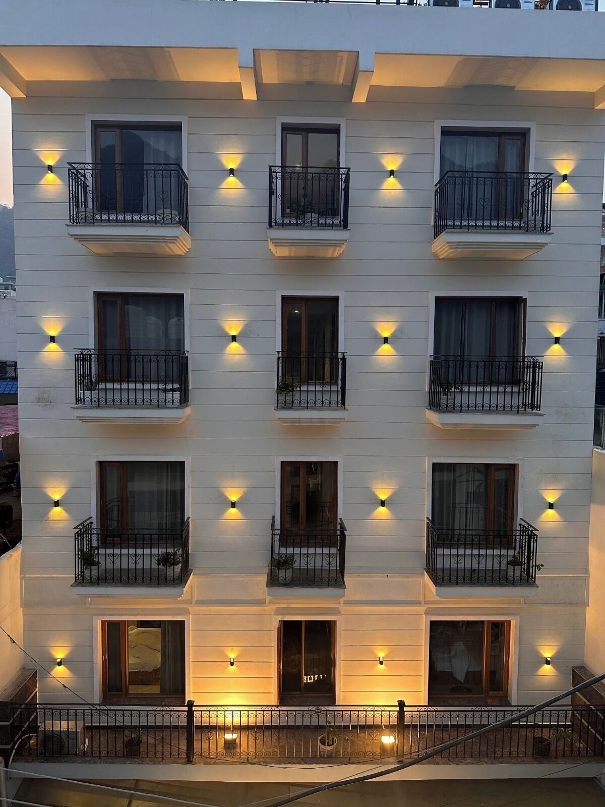 Fachada de la propiedad