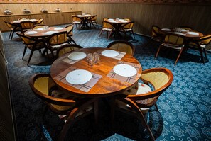 Restaurant - Hotel Indiana Hitech City (Hyderabad)