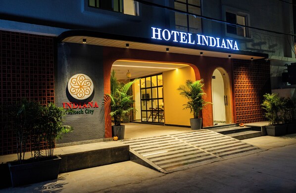 Front of property - Hotel Indiana Hitech City (Hyderabad)