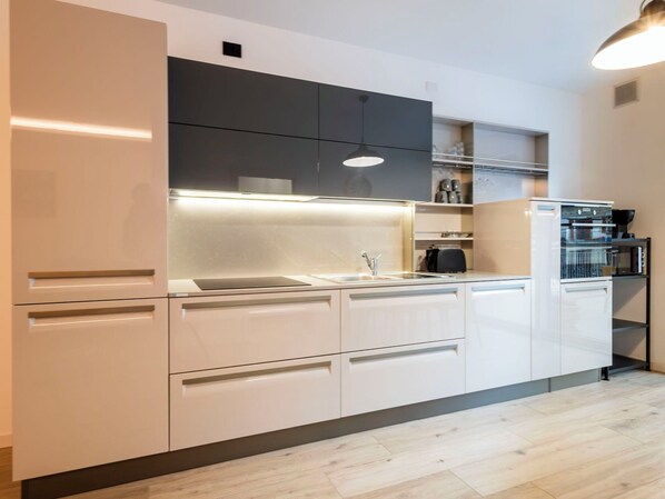Microwave, oven, dishwasher - Nice apartment for 4 people with WIFI, TV and terrace (Piateda)