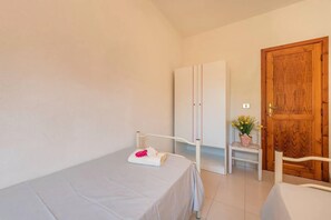 Apartment, 2 Bedrooms, Patio, City View | 3 bedrooms - Perfectly Located Flat in San Teodoro (San Teodoro)