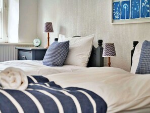 7 chambres, lit parapluie, Wi-Fi gratuit, draps fournis
