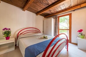 2 bedrooms - Cozy Apartment With Furnished Patio (San Teodoro)