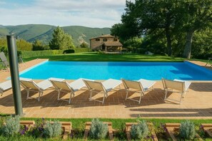 Piscina all'aperto
