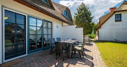 Terraced house in a quiet location close to the beach