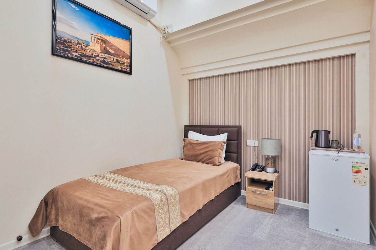 In-room safe, blackout curtains, soundproofing, iron/ironing board