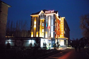 Exterior - Fergana Hotel (Farg'ona)