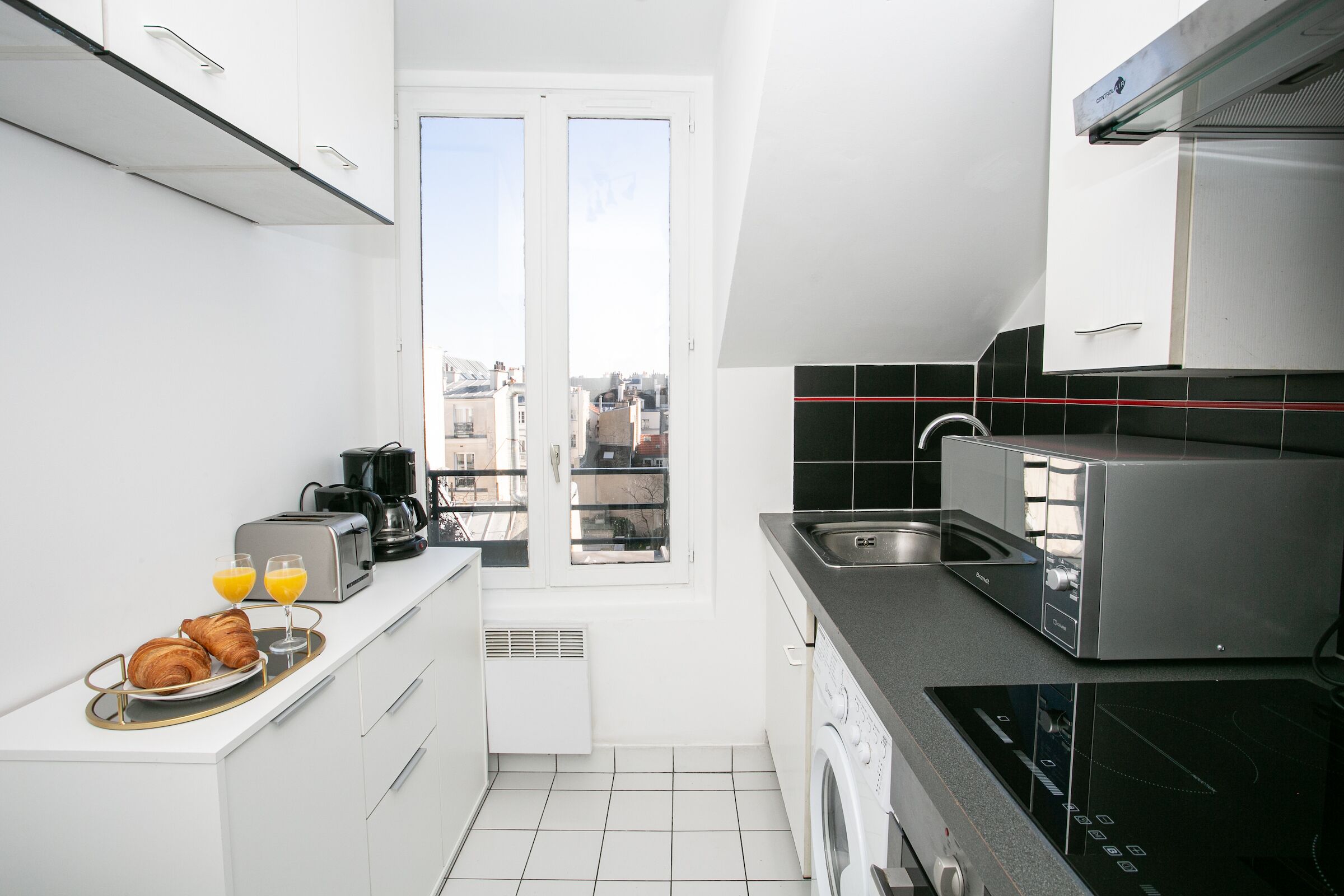 시티 아파트, 더블침대 1개 및 소파베드, 금연, 시내 전망 | 전용 주방 | 커피/티 메이커, 전기 주전자, 토스터, 유아용 의자