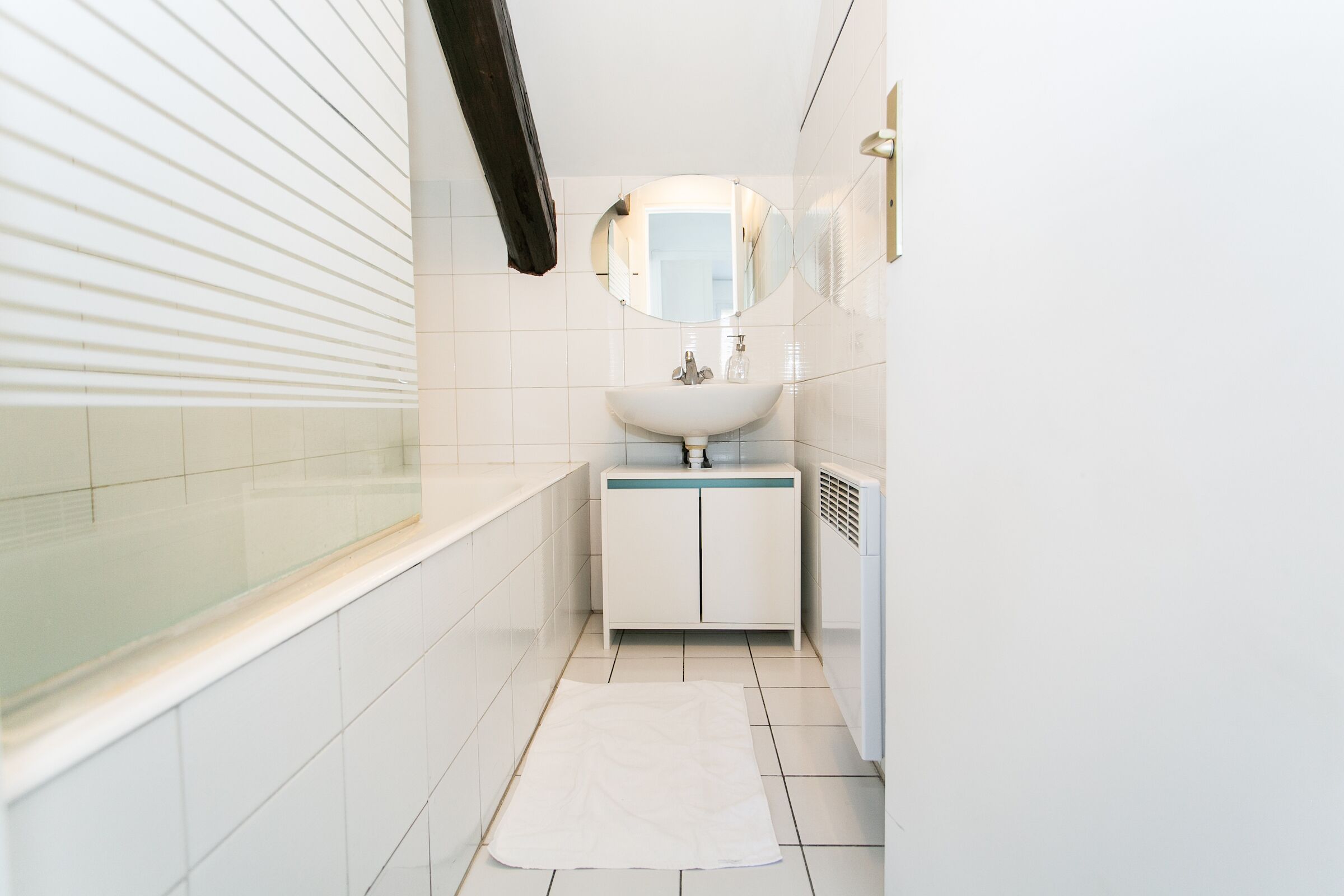 City Apartment, 1 Double Bed with Sofa bed, Non Smoking, City View | Iron/ironing board, cribs/infant beds, free WiFi, bed sheets