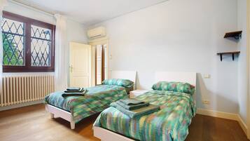 Ferro/asse da stiro, Wi-Fi, lenzuola