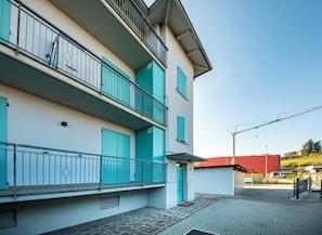 Exterior - HouSmart Montanara 606-4 (Vignola)
