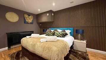 1 camera, una scrivania, ferro/asse da stiro, Wi-Fi gratuito