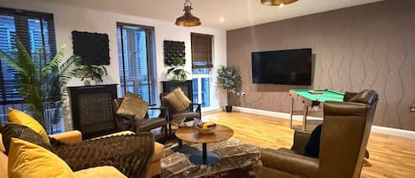 Smart TV, offices