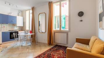 Eenvoudig appartement | Privékeuken | Een espressoapparaat
