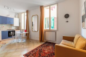 Basic-Apartment | Eigene Küche | Espressomaschine